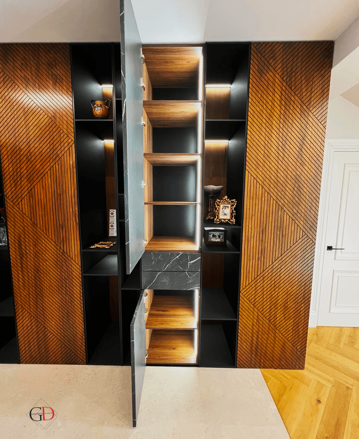 Dressing negru cu lemn — GranDen